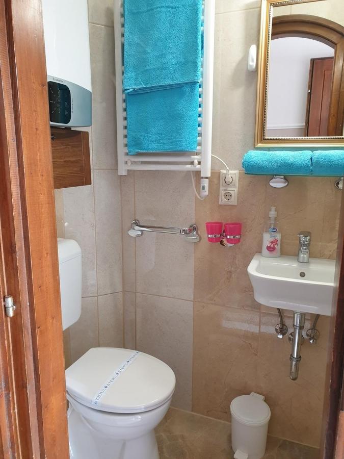 Titi Classic & Trendy Apartman Bük Exteriör bild