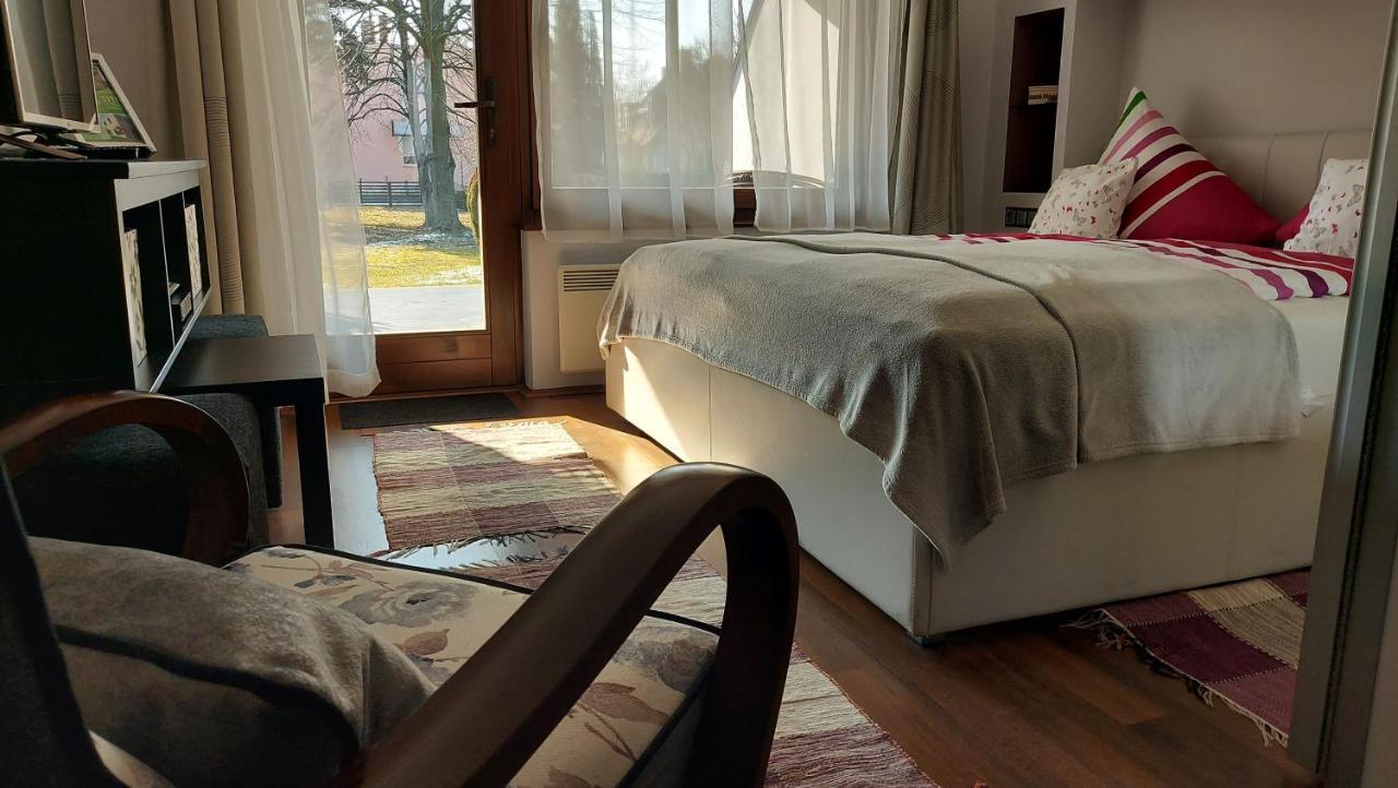 Titi Classic & Trendy Apartman Bük Exteriör bild